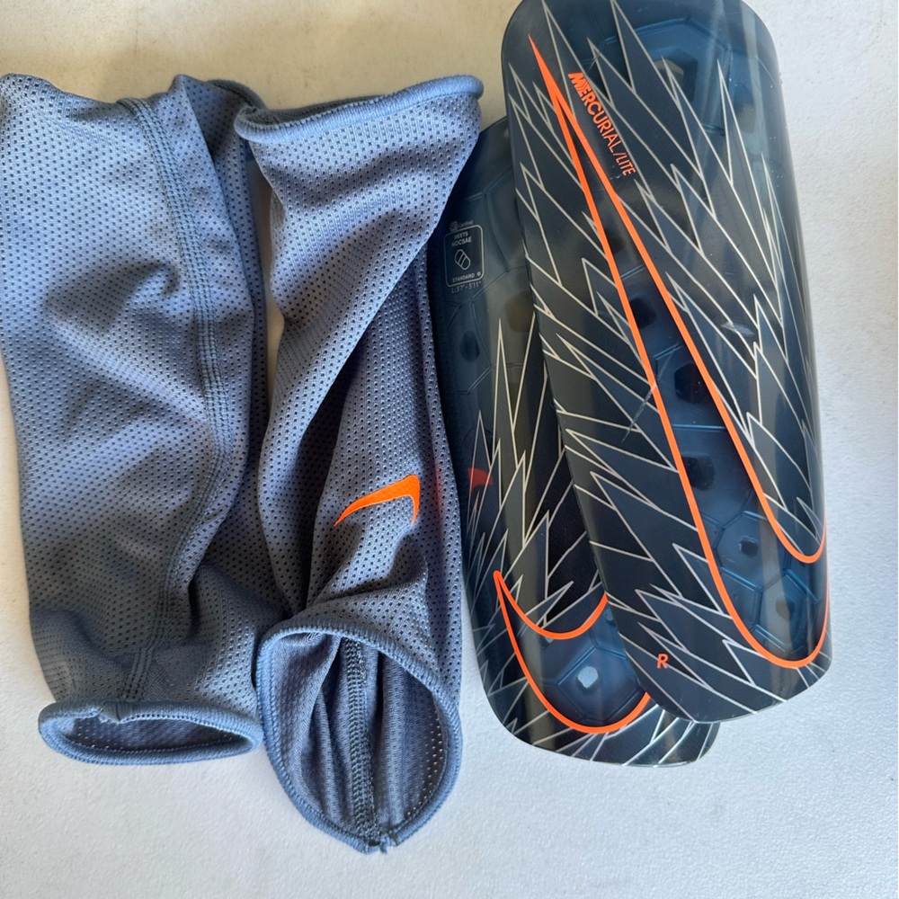 Soccer shinguards